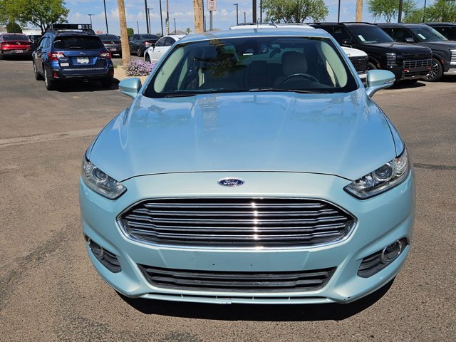 2013 Ford Fusion Energi SE photo 2