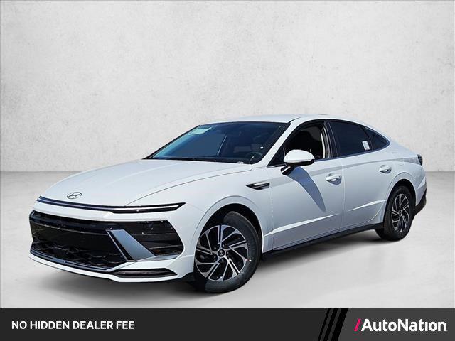 2026 Hyundai Sonata Blue's photo