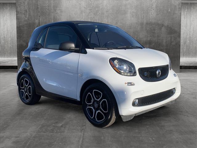 Used 2019 smart fortwo passion with VIN WMEFJ9BA7KK409848 for sale in Tempe, AZ