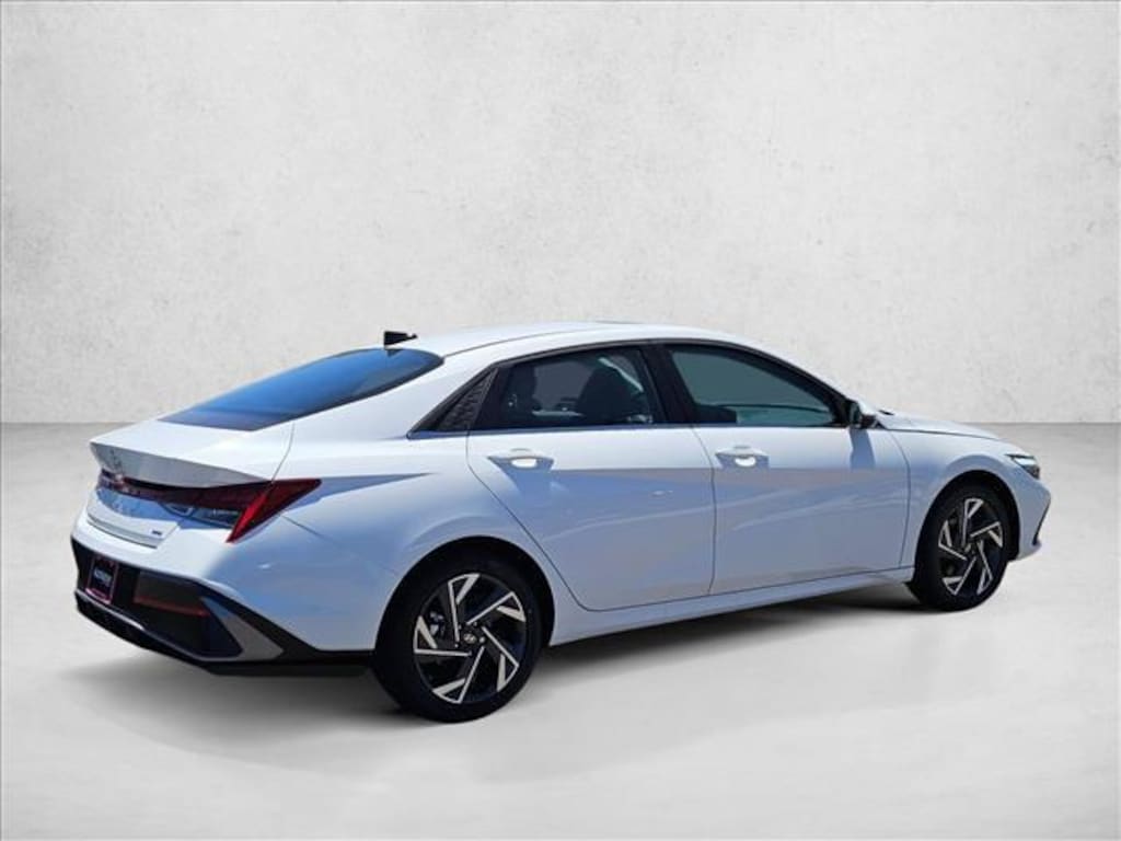 New 2026 Hyundai Elantra Hybrid Limited Sedan