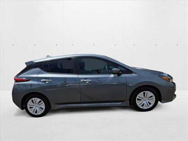 2019 Nissan Leaf S photo 4