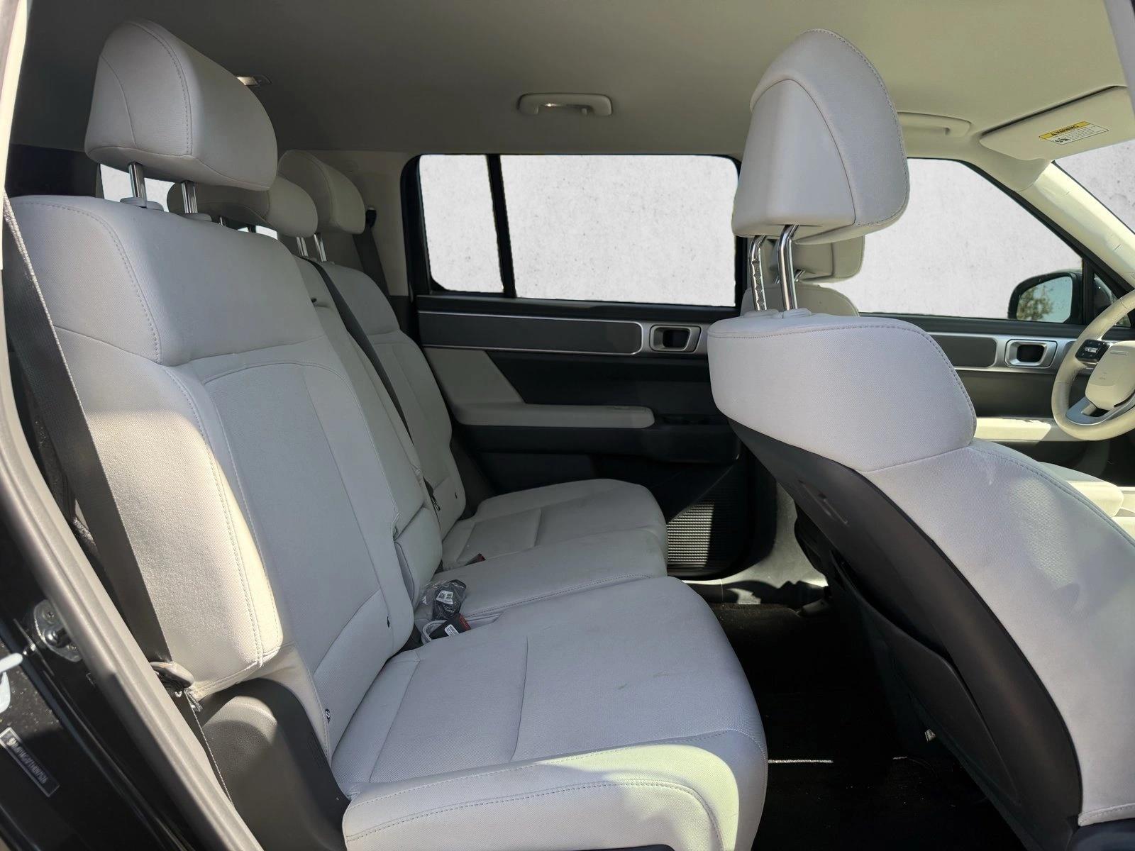 2026 Hyundai Santa Fe SE - Photo 16