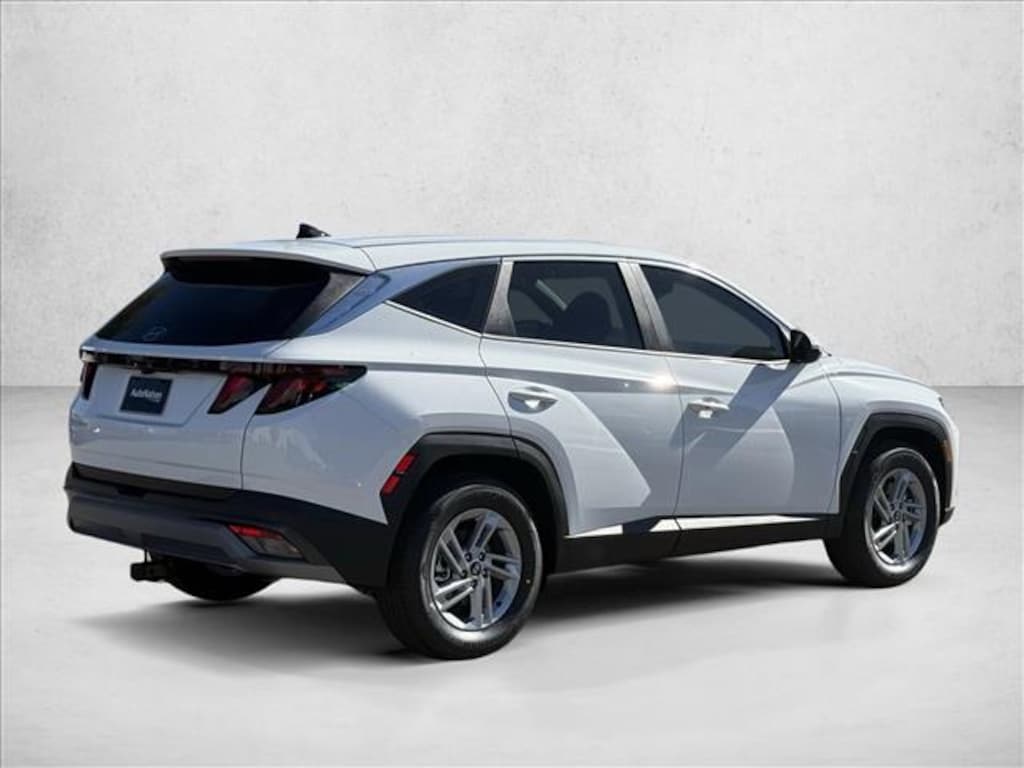 New 2026 Hyundai Tucson SE SUV