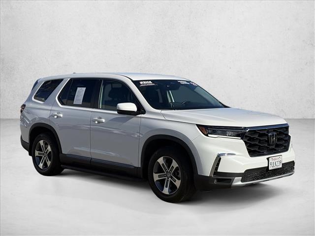 2023 Honda Pilot EX-L photo 3