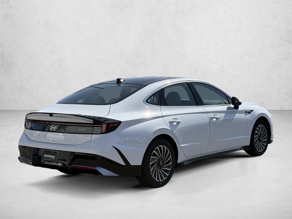 New 2026 Hyundai Sonata Hybrid SEL Sedan