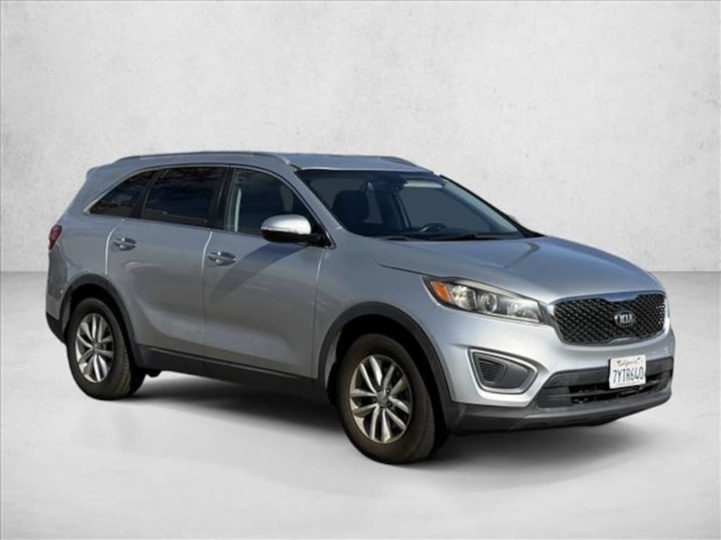 Used 2016 Kia Sorento 2.4L LX FWD SUV