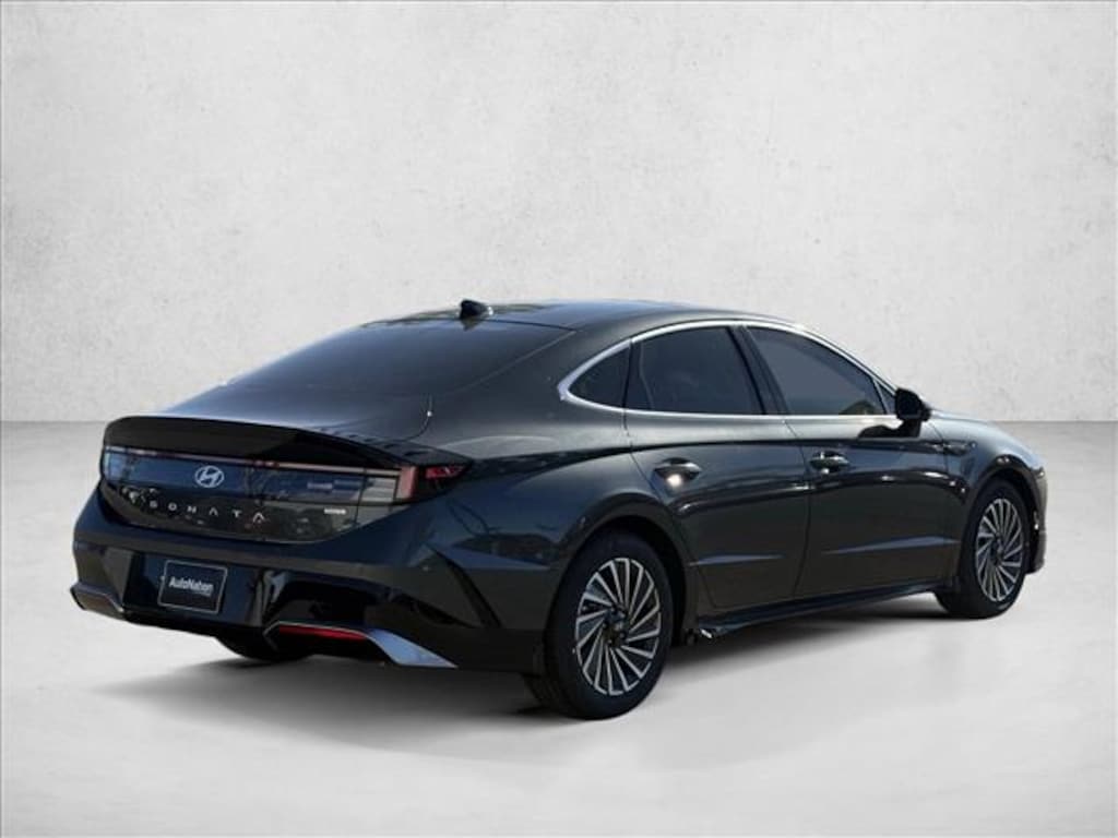 New 2026 Hyundai Sonata Hybrid Limited Sedan