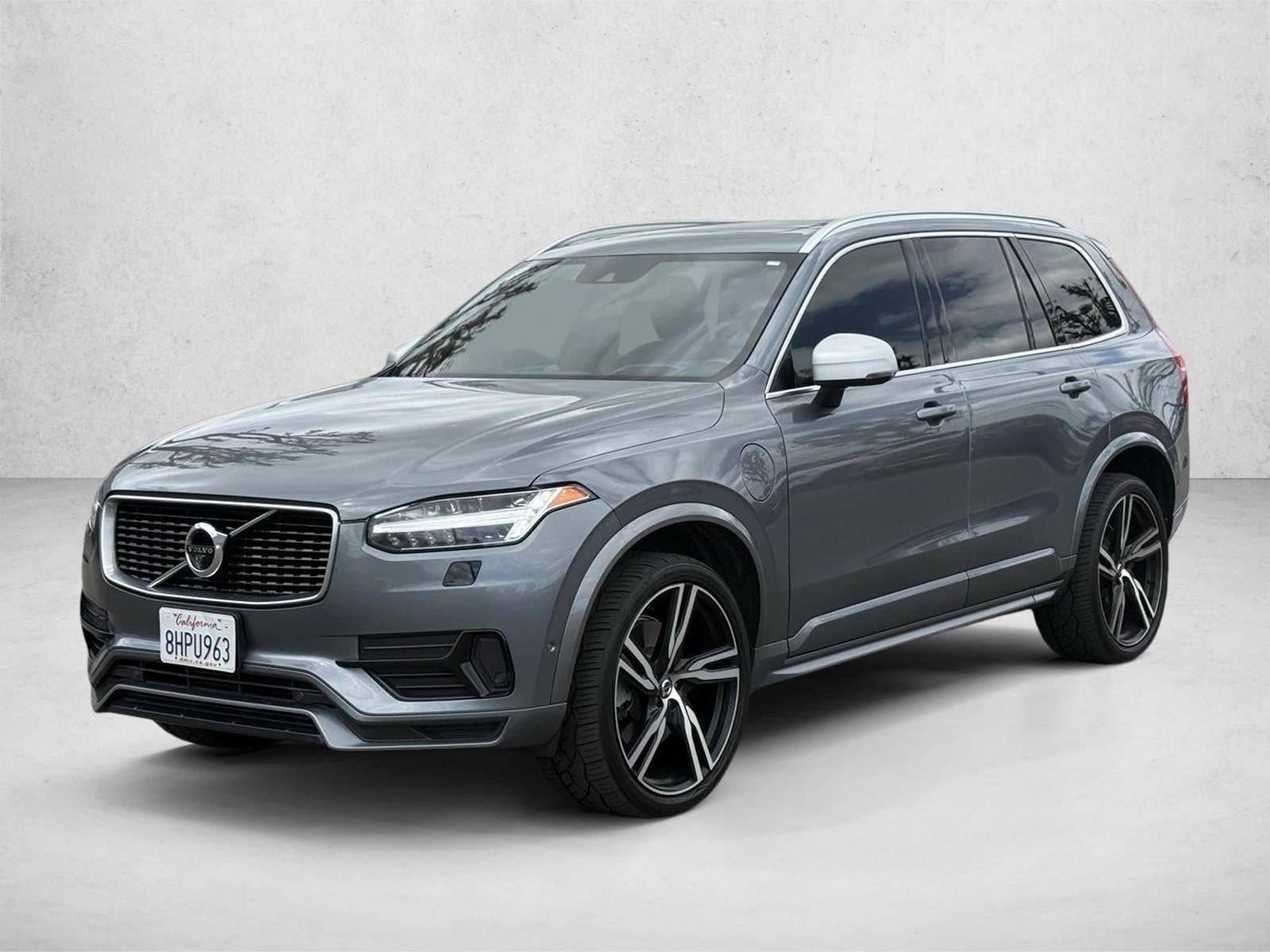 2019 Volvo XC90 T8 R-Design PHEV AWD's photo