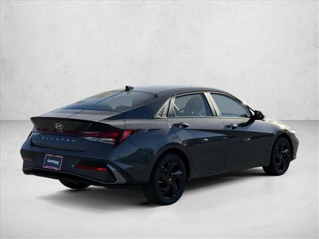 New 2026 Hyundai Elantra SEL Sport Sedan