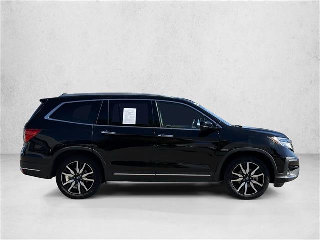 2022 Honda Pilot Touring photo 3