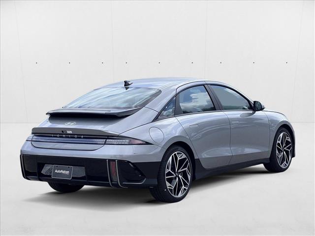 2025 Hyundai Ioniq 6 SEL photo 2