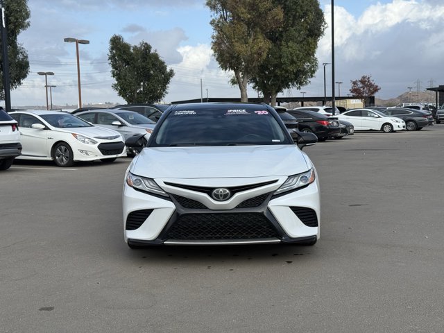 2020 Toyota Camry XSE photo 2