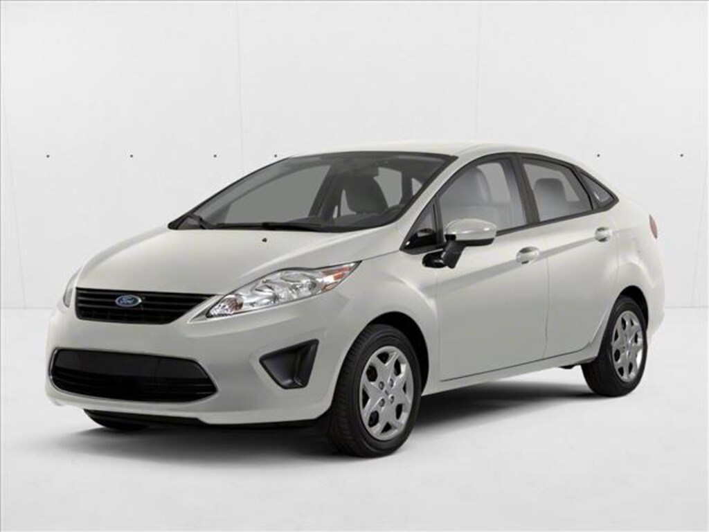 Used 2013 Ford Fiesta SE Sedan