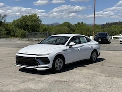 2026 Hyundai Sonata SE Sedan