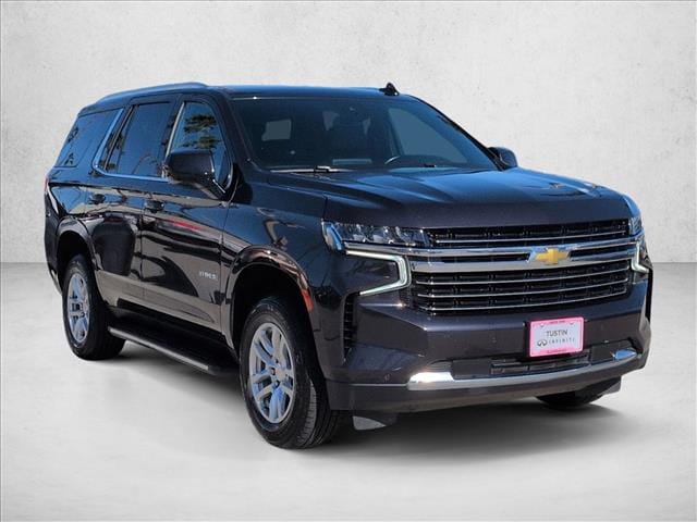 2024 Chevrolet Tahoe LT photo 2