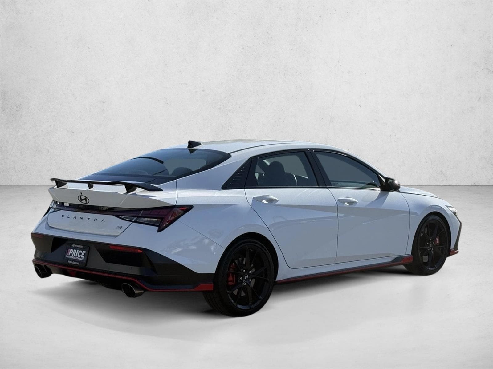 2025 Hyundai Elantra N - Photo 5