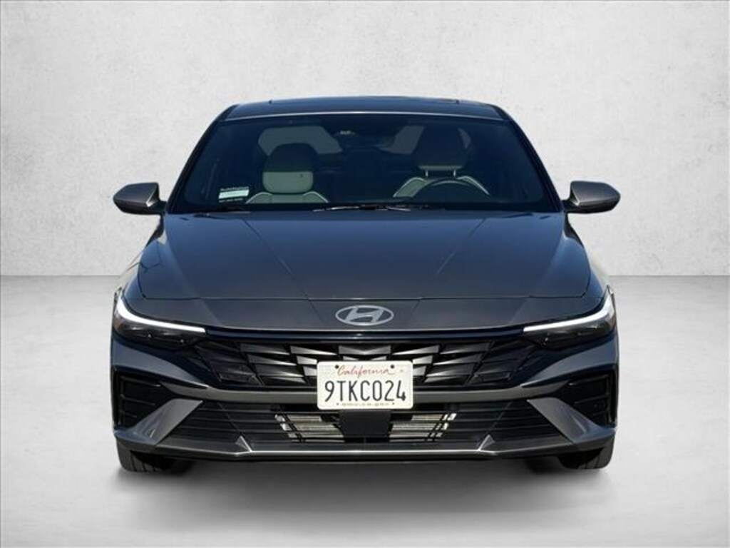 Certified 2025 Hyundai Elantra Hybrid Limited Sedan