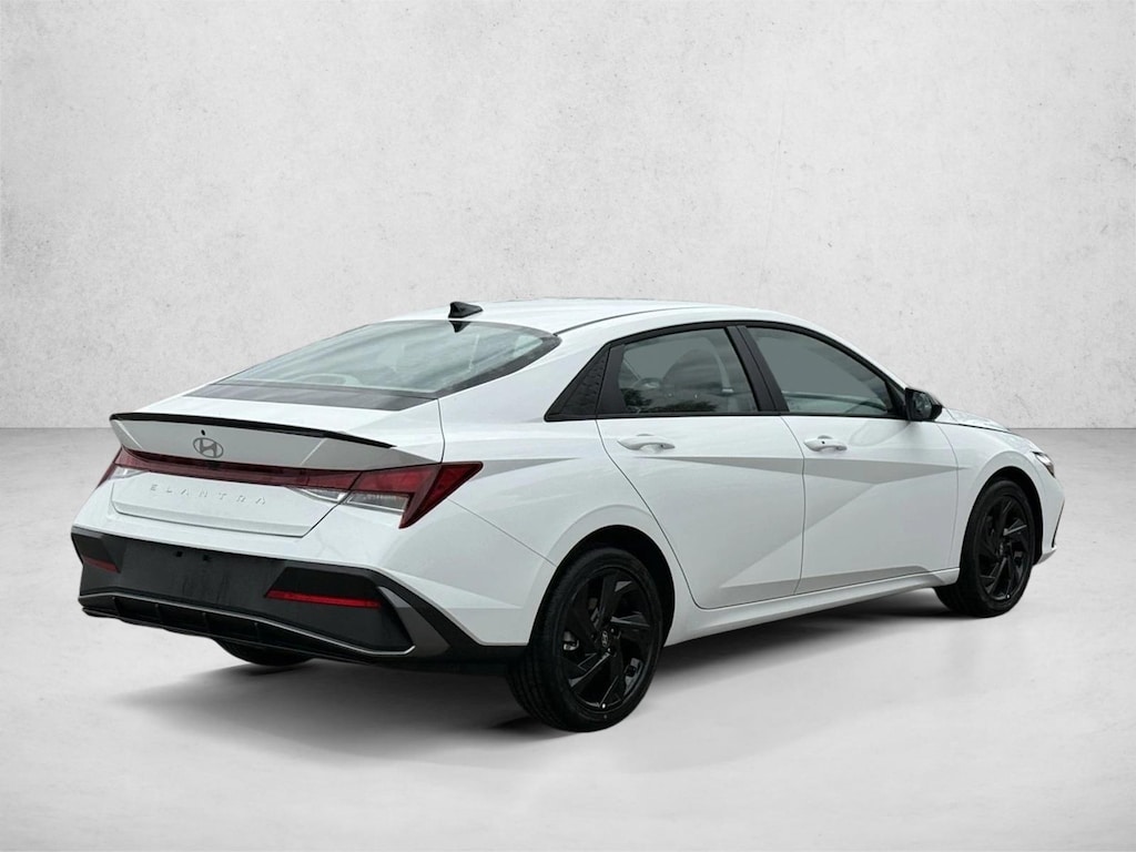 New 2026 Hyundai Elantra SEL Sport Sedan