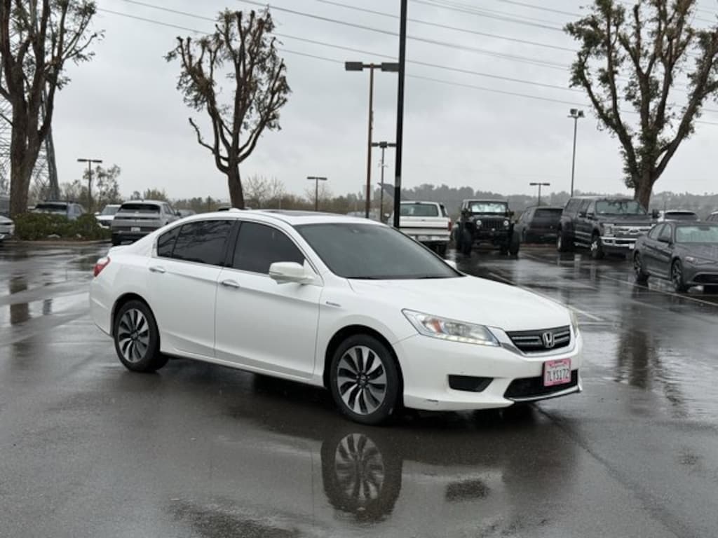 Used 2015 Honda Accord Hybrid Touring Sedan