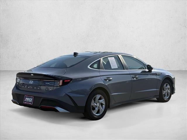 2025 Hyundai Sonata SE photo 5