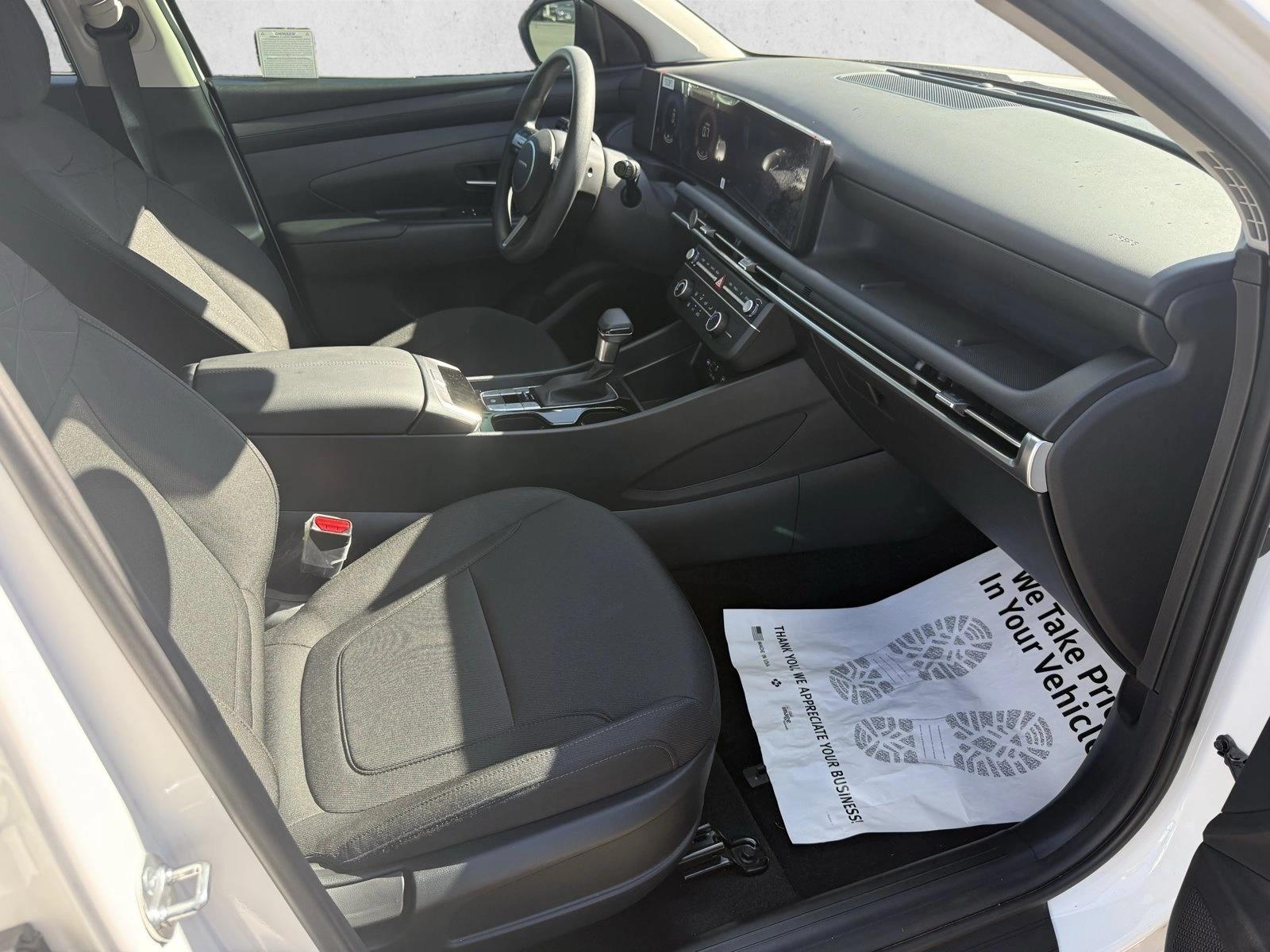 2026 Hyundai Tucson SE - Photo 16