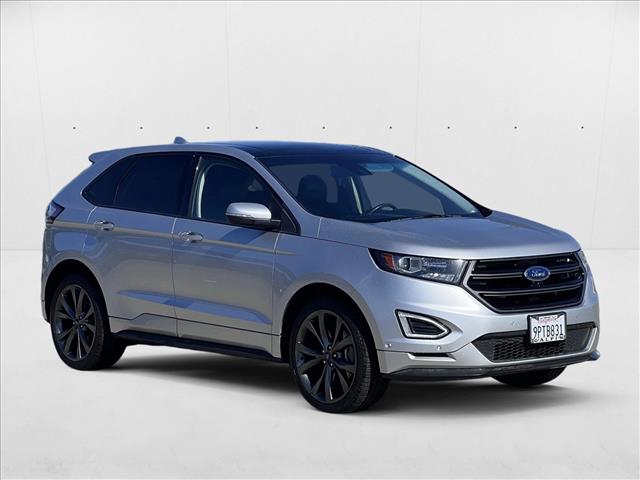 2016 Ford Edge Sport photo 3