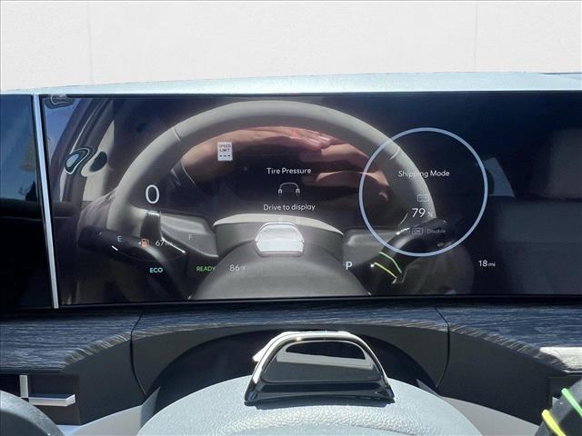 2025 Hyundai Santa Fe Limited - Photo 13