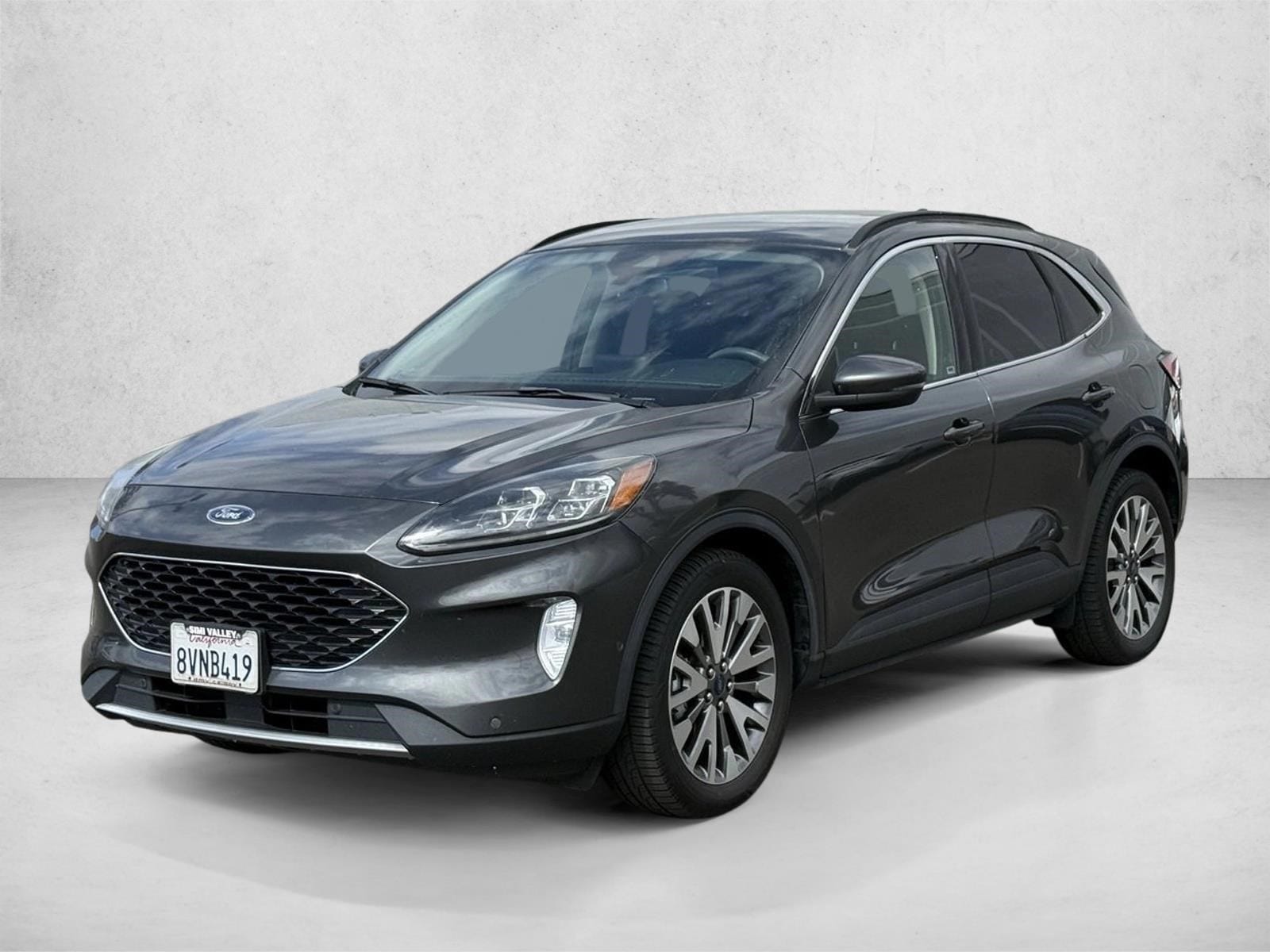 2020 Ford Escape Titanium FWD Hybird's photo