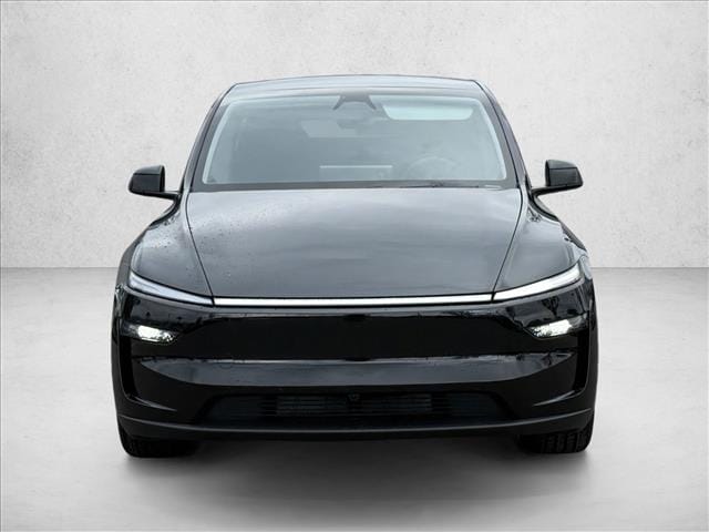 2026 Tesla Model Y Premium photo 2