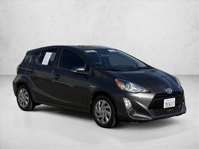 2015 Toyota Prius C Two photo 3