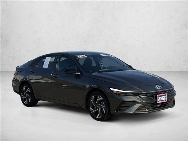 2025 Hyundai Elantra Hybrid photo 3