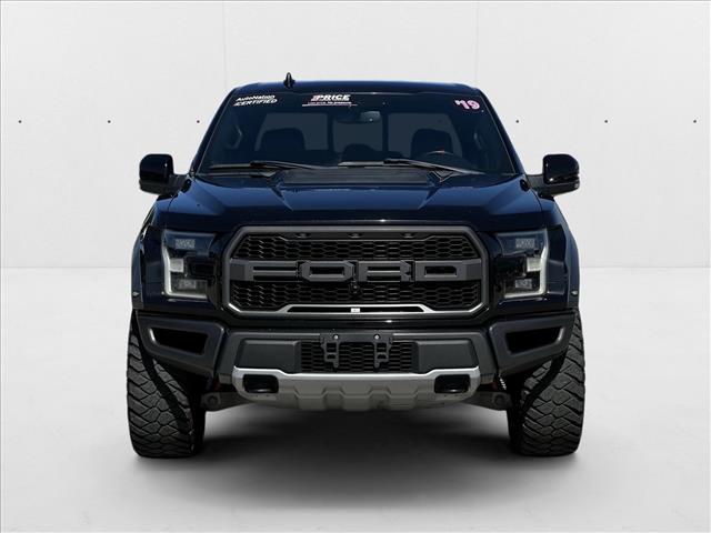 2019 Ford F-150 Raptor photo 2