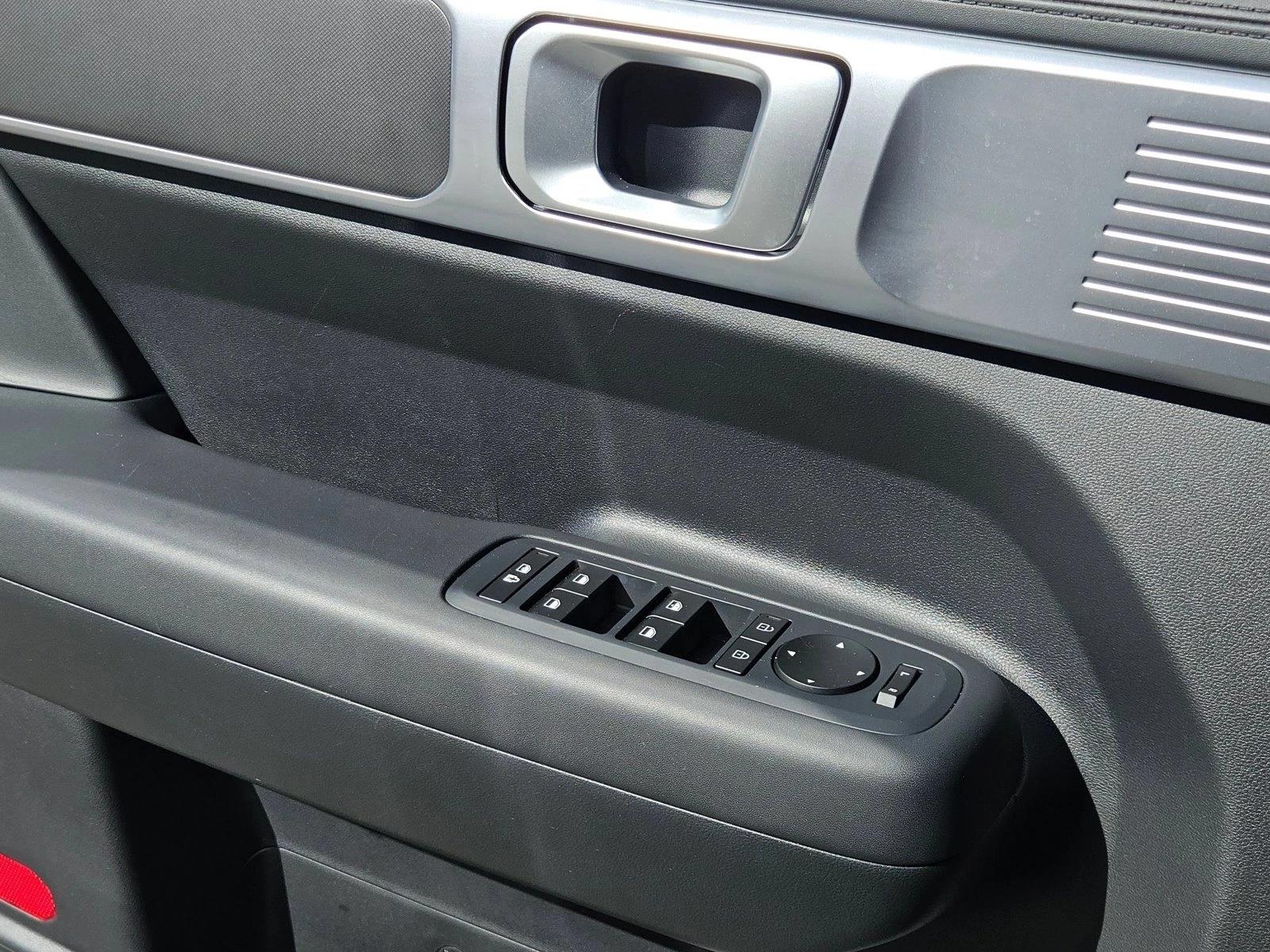 2026 Hyundai Santa Fe SE - Photo 6