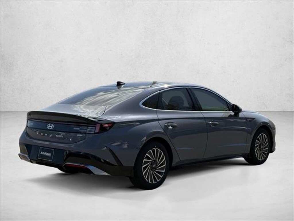 New 2026 Hyundai Sonata Hybrid SEL Sedan