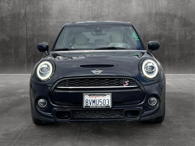 Used 2021 MINI Hardtop 4 Door S with VIN WMWXU9C0XM2P12560 for sale in Santa Clarita, CA