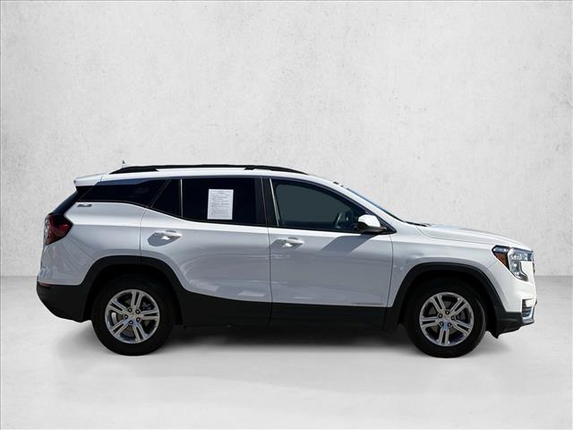2022 Gmc Terrain SLE photo 3