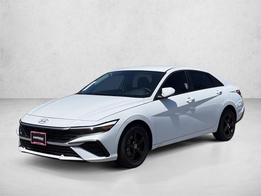 New 2026 Hyundai Elantra SE Sedan