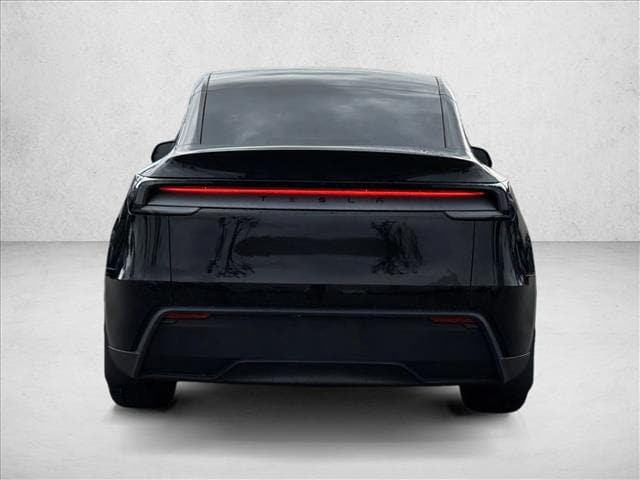 2026 Tesla Model Y Premium photo 6