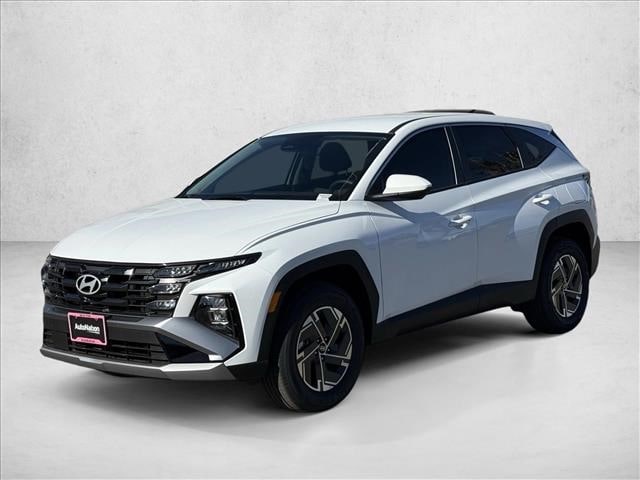 2026 Hyundai Tucson Blue SE's photo