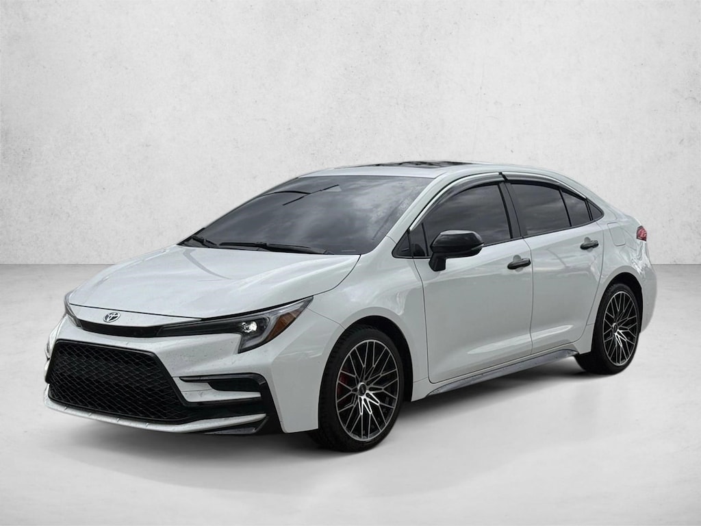 Used 2025 Toyota Corolla Hybrid SE Sedan
