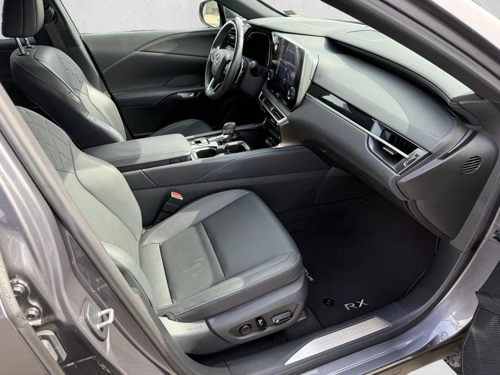 2023 Lexus RX 350 - Photo 18