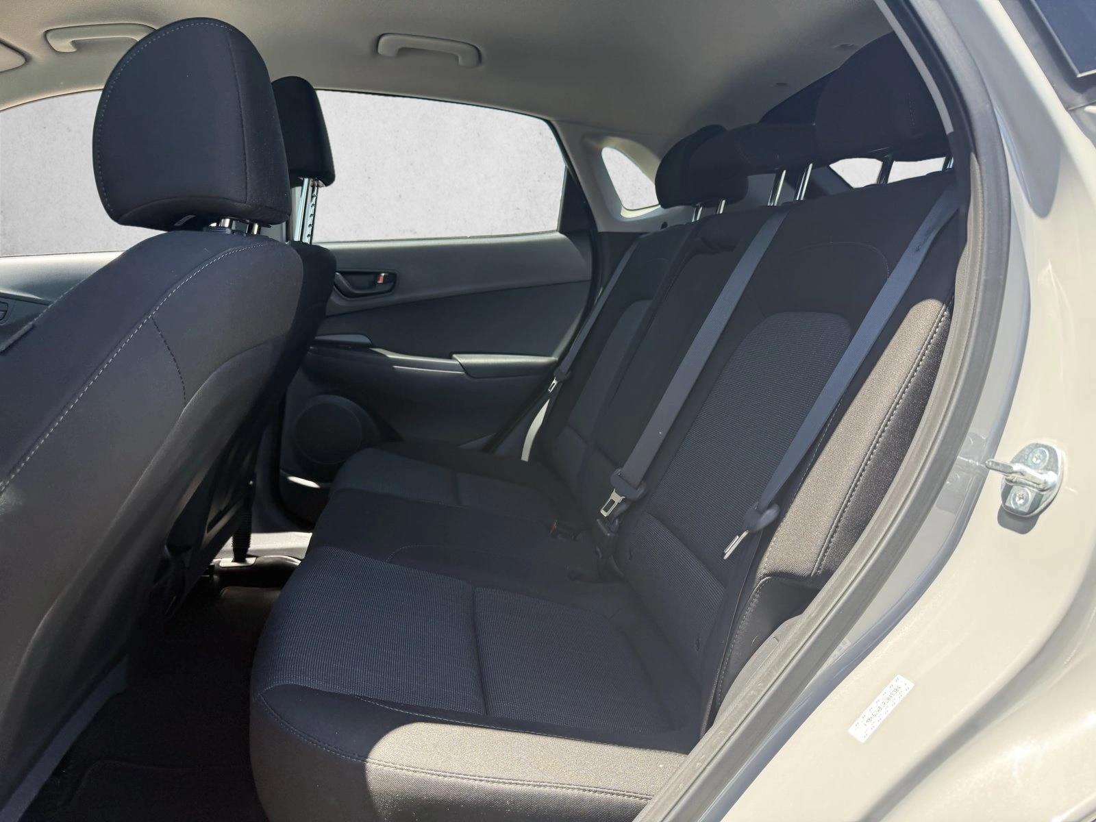 2023 Hyundai Kona SEL - Photo 16