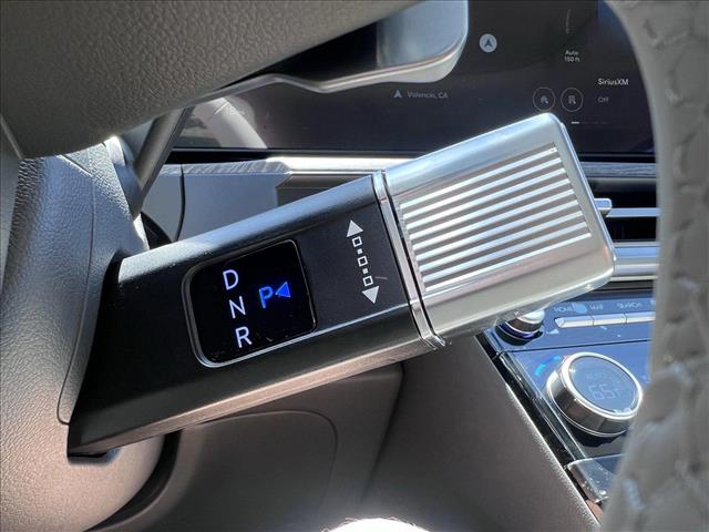 2025 Hyundai Santa Fe Limited - Photo 15