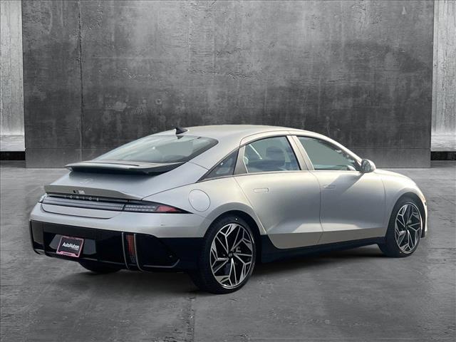 2025 Hyundai Ioniq 6 SEL photo 2