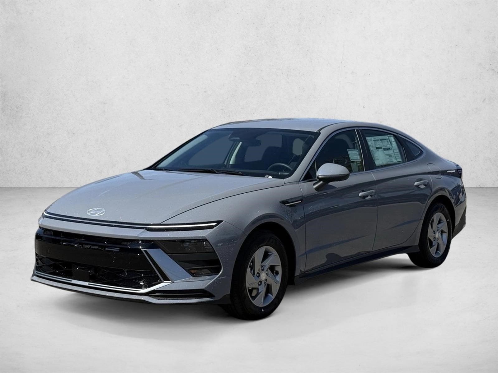 2026 Hyundai Sonata SE's photo