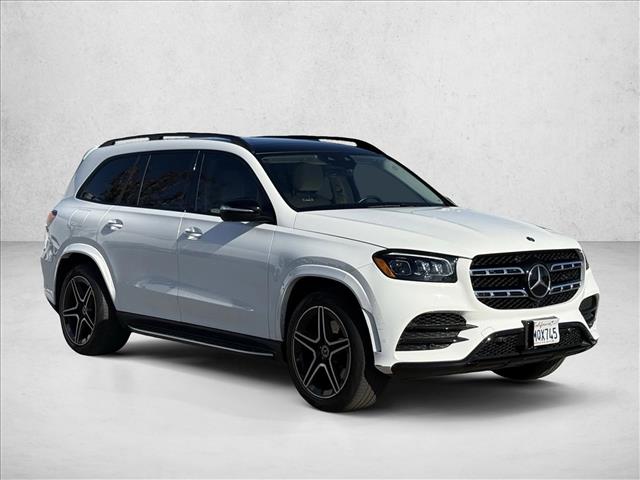 2022 Mercedes-Benz GLS 450 4MATIC photo 3