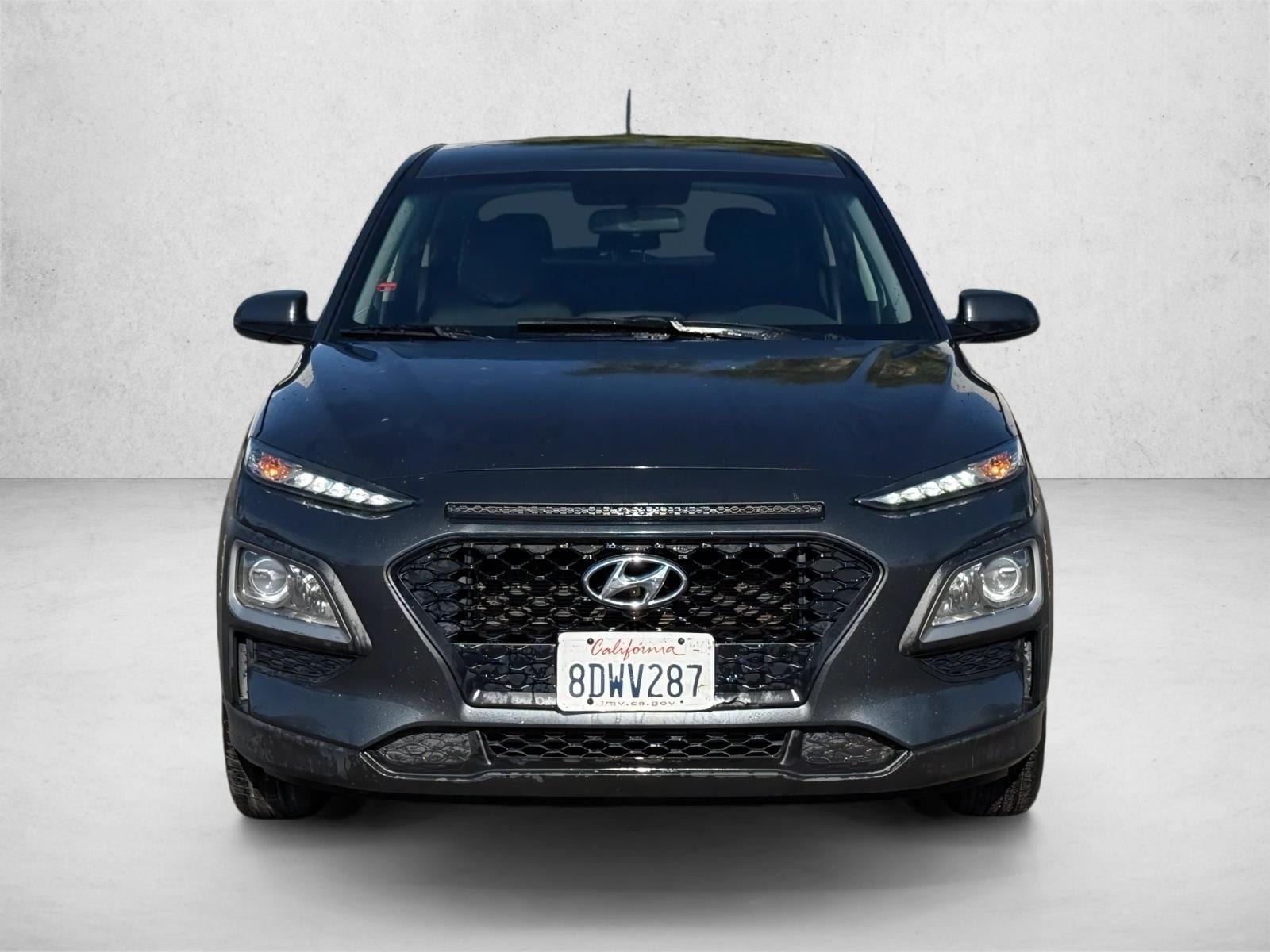 Used 2018 Hyundai Kona SE with VIN KM8K12AA2JU076205 for sale in Santa Clarita, CA