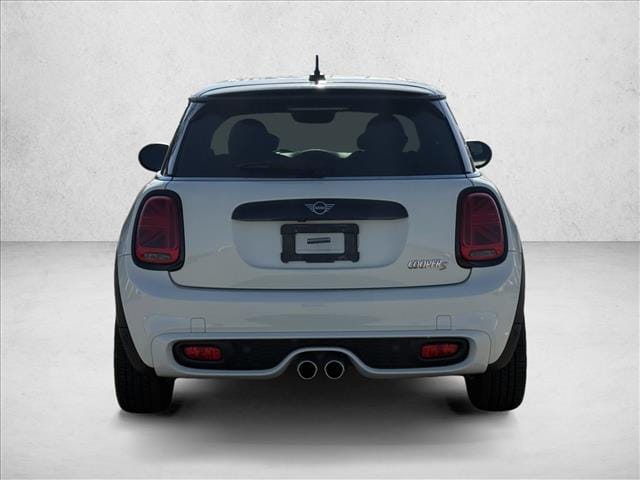 2019 MINI Hardtop 2 Door Cooper S Iconic photo 6