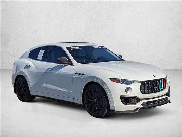 2020 Maserati Levante GranLusso photo 3