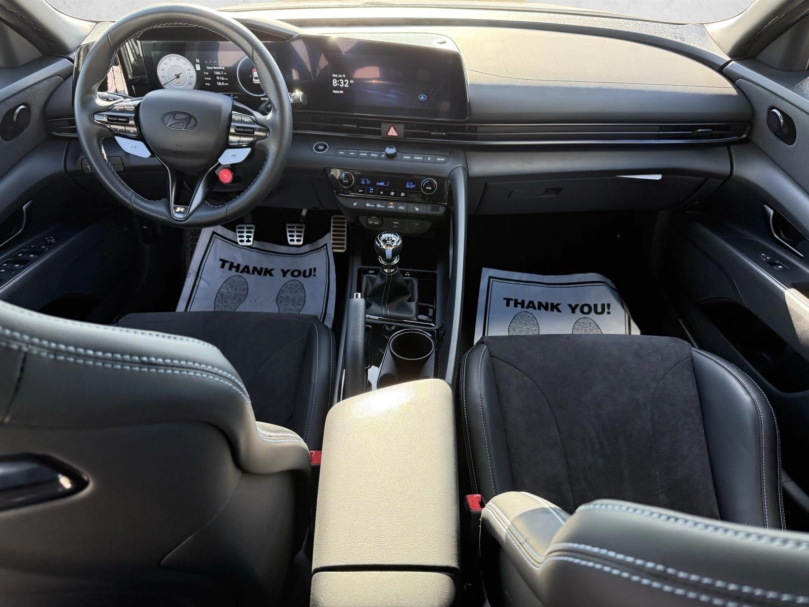 2025 Hyundai Elantra N - Photo 14